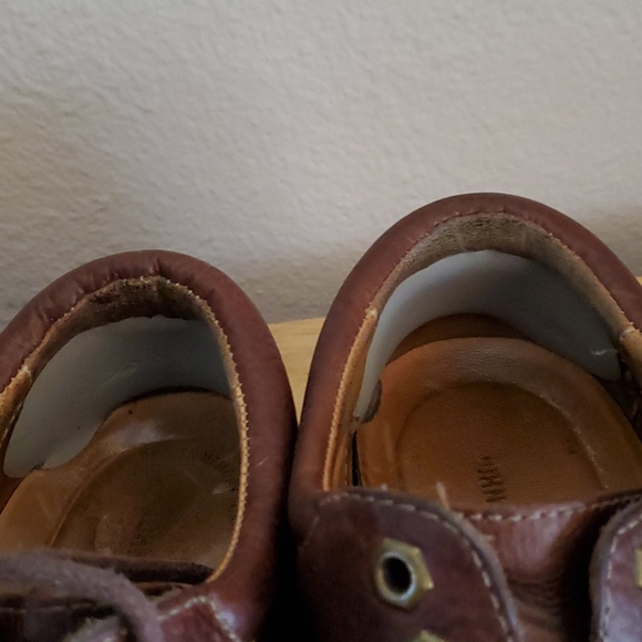 Johnston & Murphy Lace Up Oxford Shoes - Picture 15 of 15